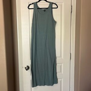 Stretchy midi form fitting green dress with side slit; SHEIN; size XL;maternity